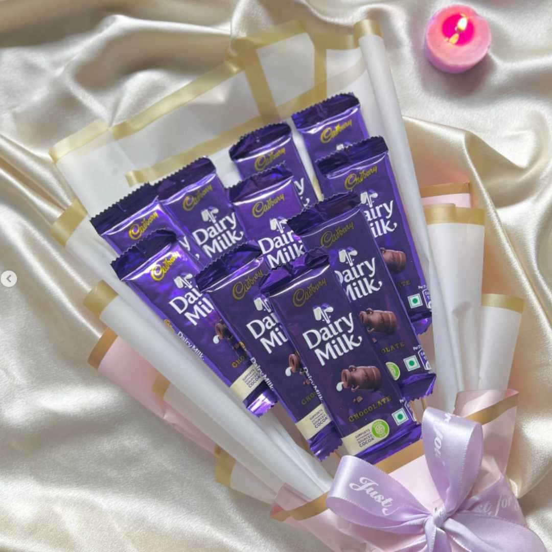 Lavender Luxe Cadbury Dairy Milk Bouquet (White & Gold Wrap)