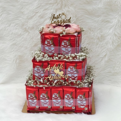 The Personalized KitKat Love Tower with Rose
